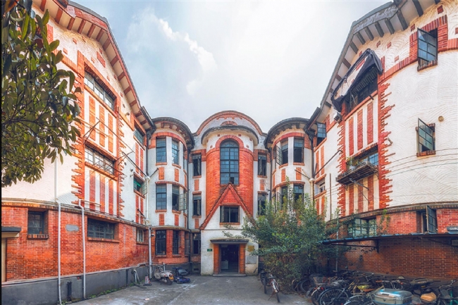 克萊門(mén)公寓,異國(guó)情調(diào)的法式風(fēng)格